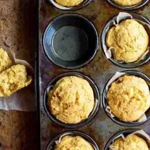 Easy Cornbread Recipe (Muffin or Loaf)
