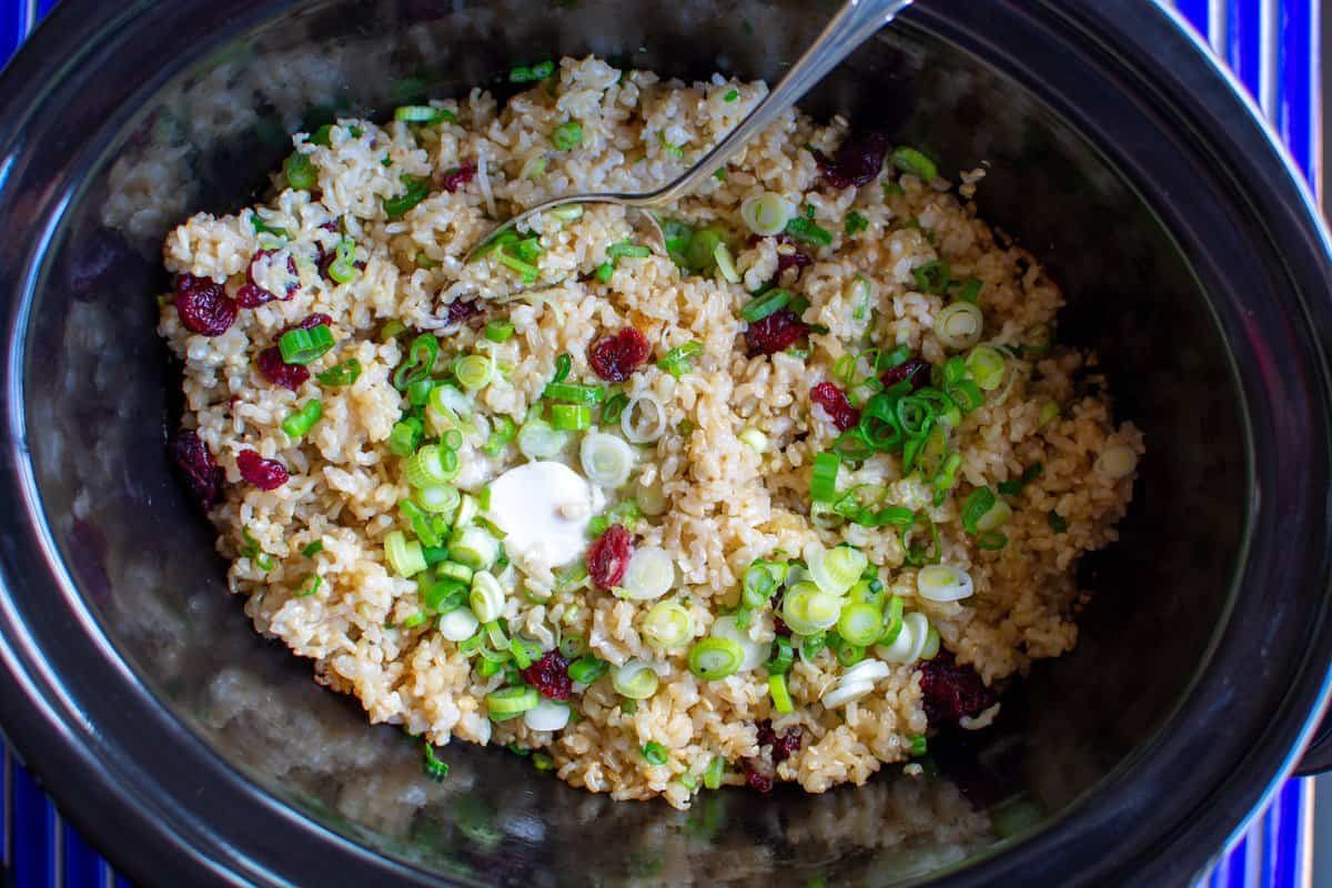 Perfect Brown Rice Crockpot Recipe with Scallions