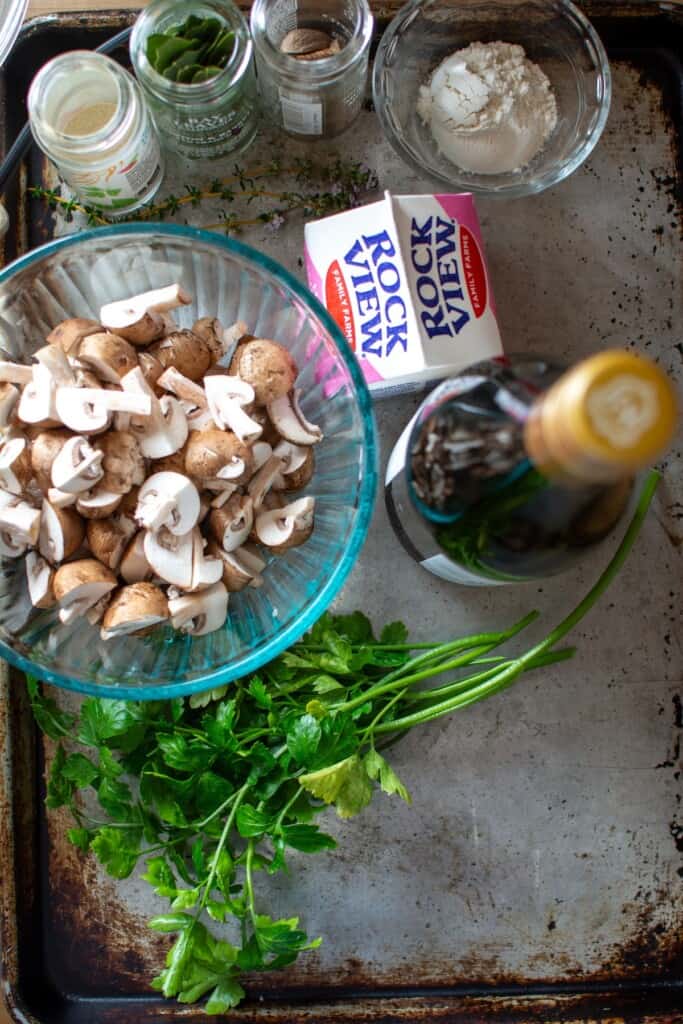 All the ingredients to make chicken fricassee prepped
