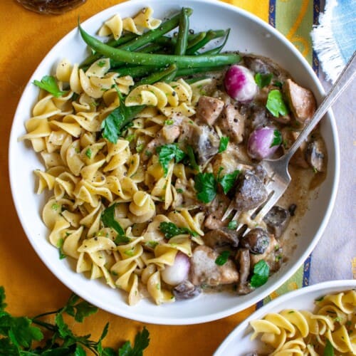 A plate of French style crock pot chicken fricassee