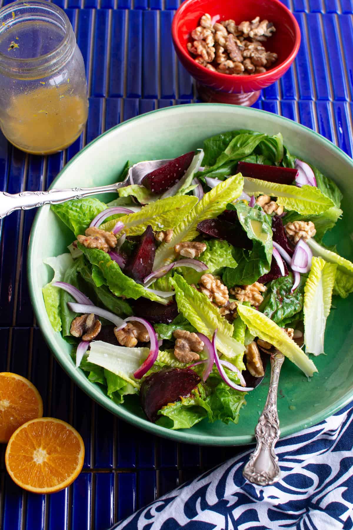 Crunchy Romaine Salad Recipe with Orange Vinaigrette - katesbestrecipes.com Crunchy Romaine Salad Recipe with Orange Vinaigrette - katesbestrecipes.com