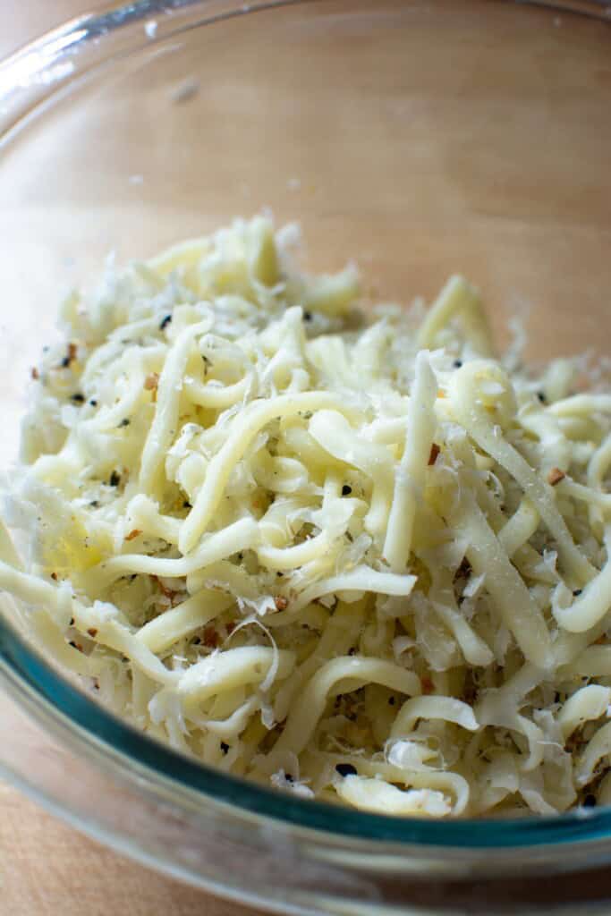 The cheese and bagel seasoning topping